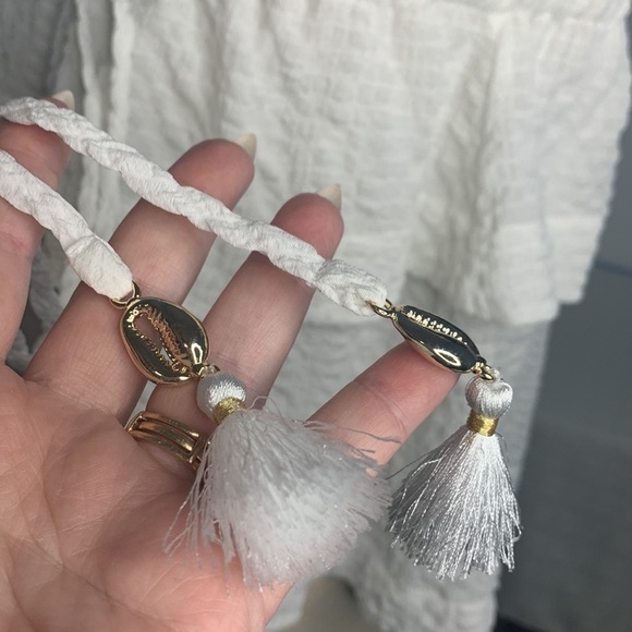 - Lilly Pulitzer Mays Top in white Size XXSmall Tank Top Ruffles Tassels 2… - Picture 7 of 12